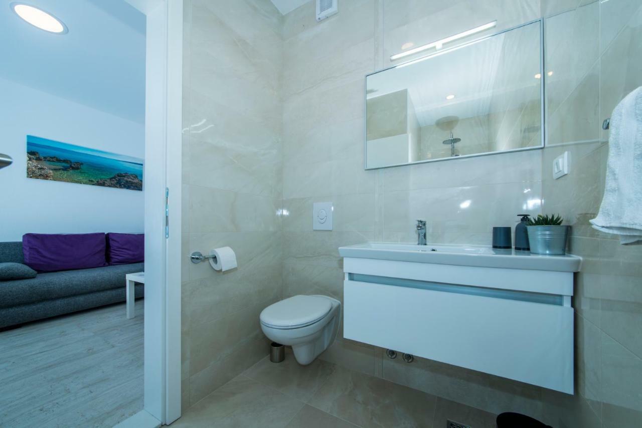 Apartmani Spiline - Mia Baška Voda Dış mekan fotoğraf