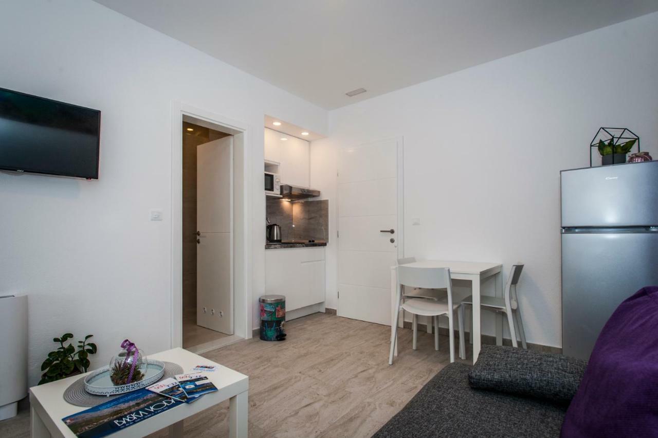 Apartmani Spiline - Mia Baška Voda Dış mekan fotoğraf