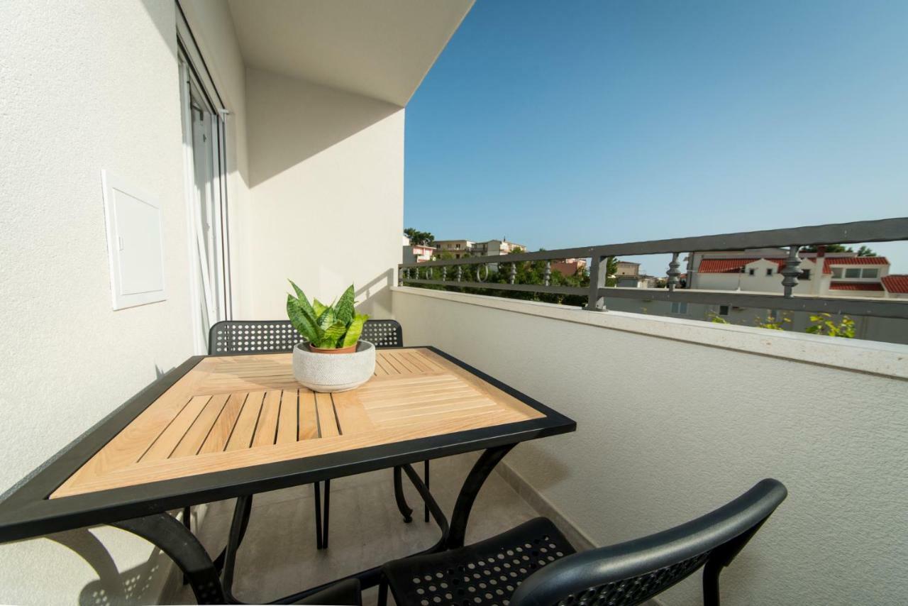Apartmani Spiline - Mia Baška Voda Dış mekan fotoğraf