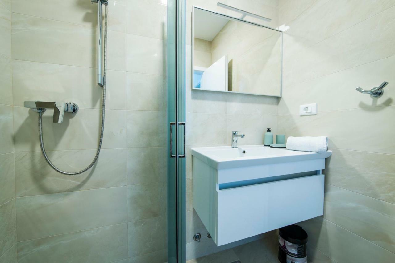 Apartmani Spiline - Mia Baška Voda Dış mekan fotoğraf